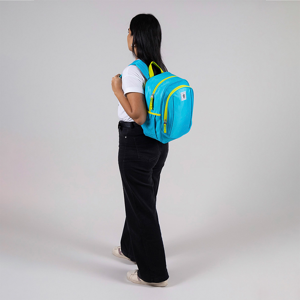 MOCHILA DE ESPALDA PEQUEÑA