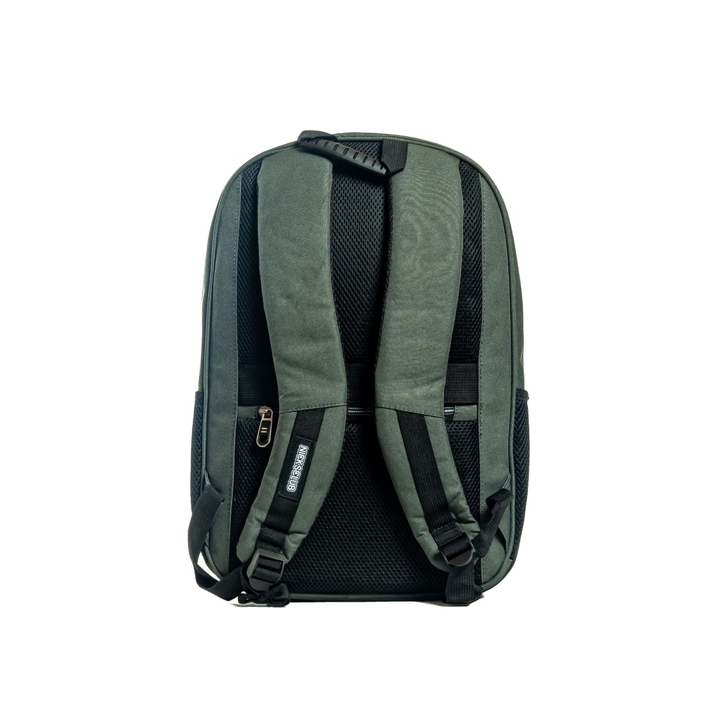 MOCHILA DE ESPALDA GRIS OSCURO 17"