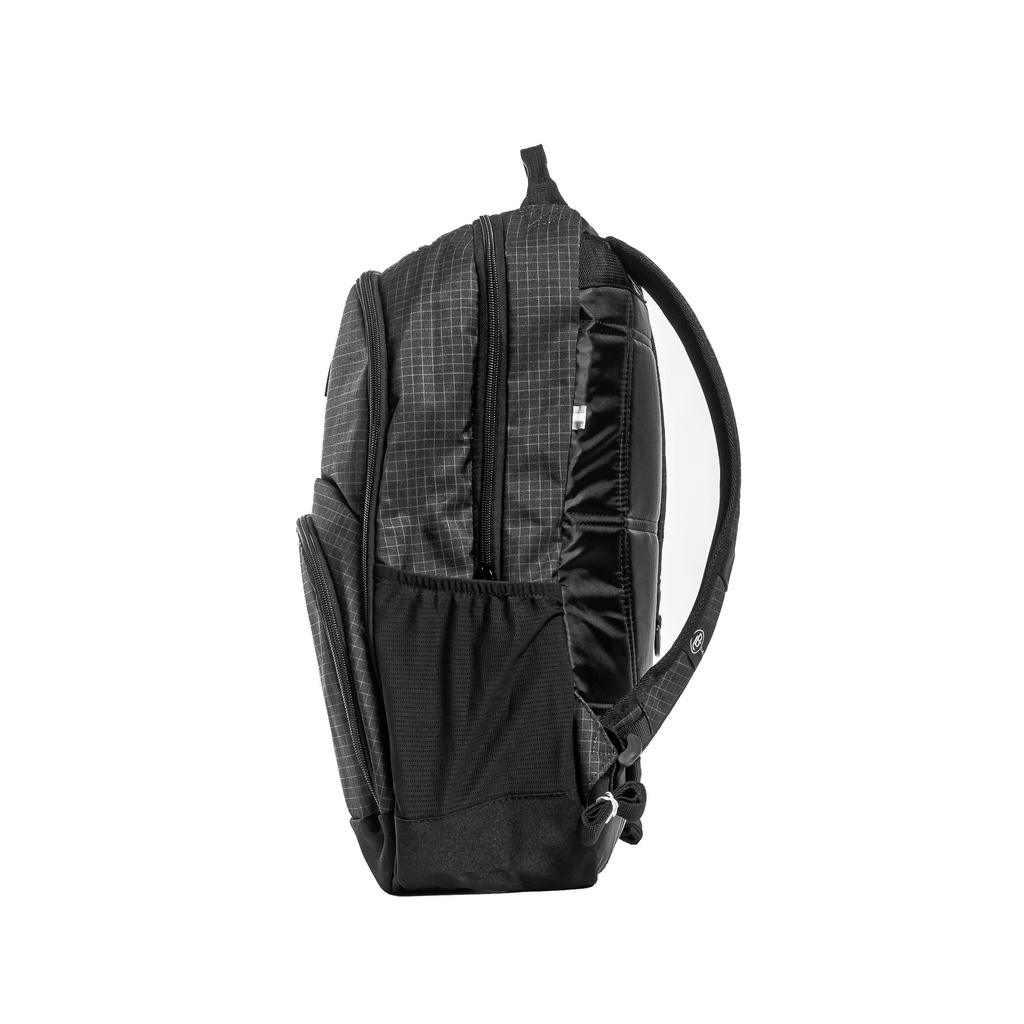 MOCHILA DE ESPALDA NEGRA 18" 