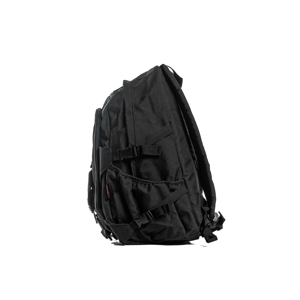 MOCHILA DE ESPALDA NEGRA 