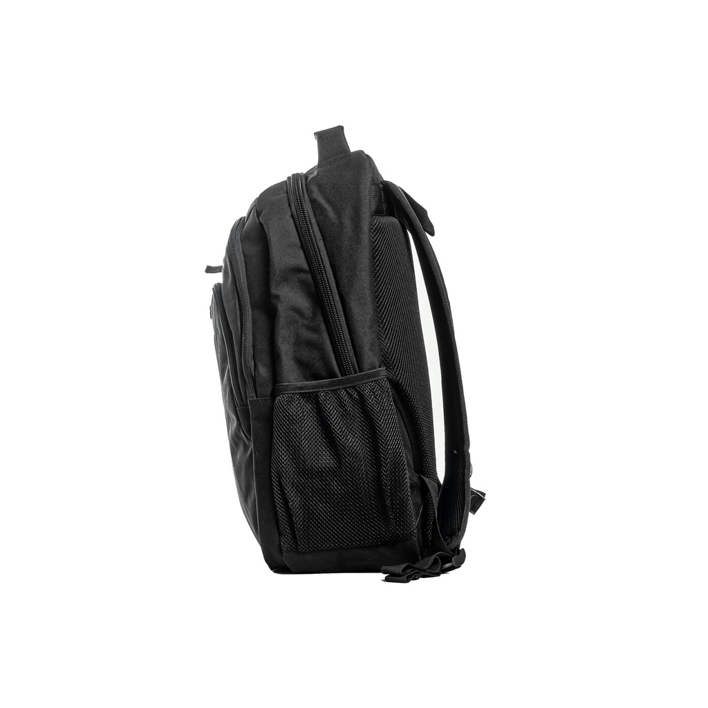 MOCHILA DE ESPALDA NEGRA 19"