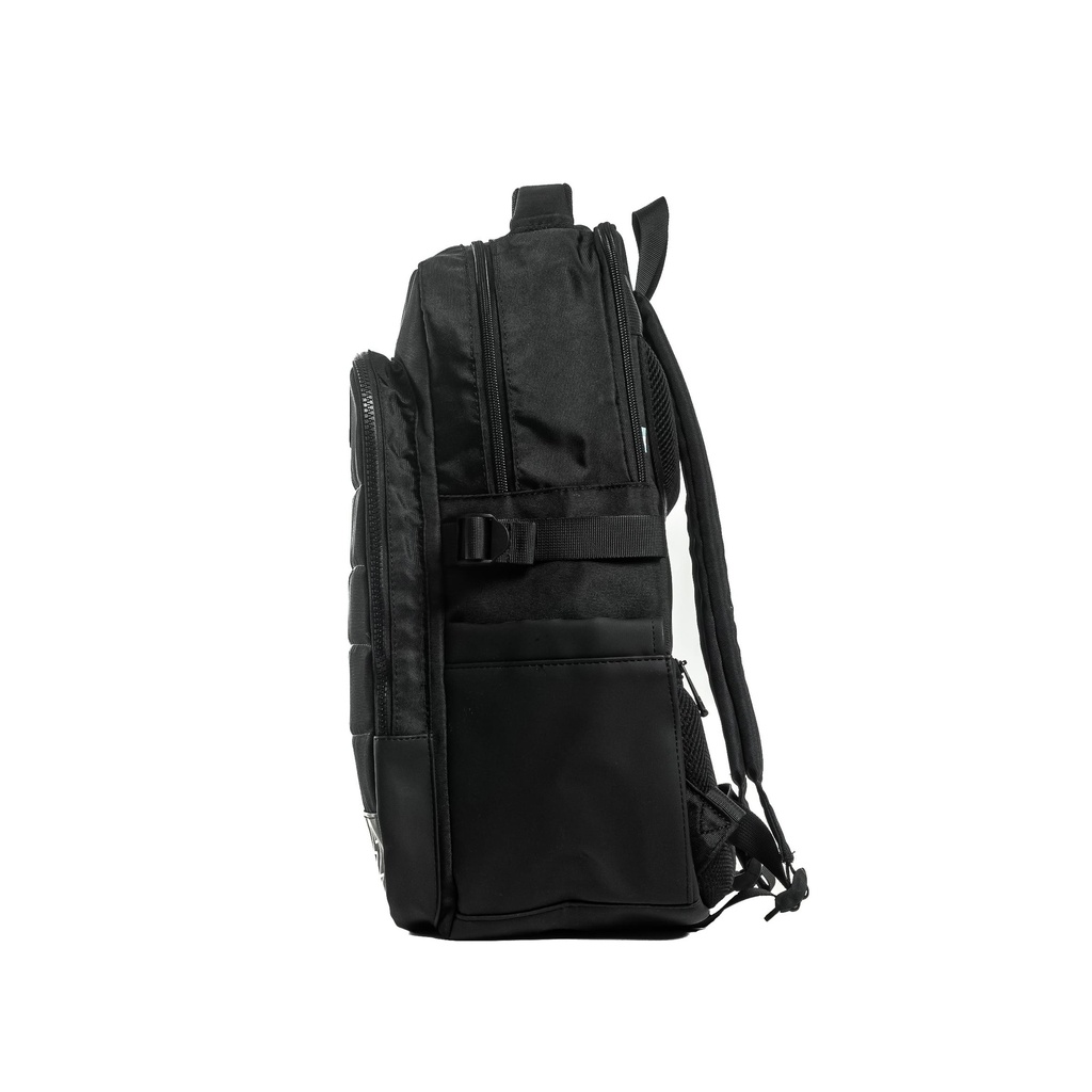 MOCHILA DE ESPALDA NEGRA 17"