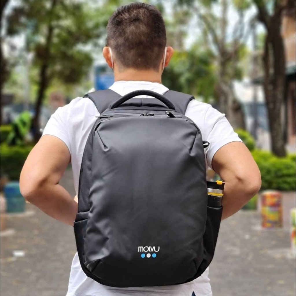 Mochila Molvu Zacualpa Negro 17"